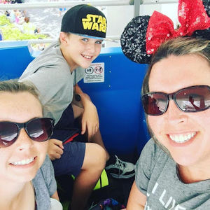 Meet your Posher, Jolie